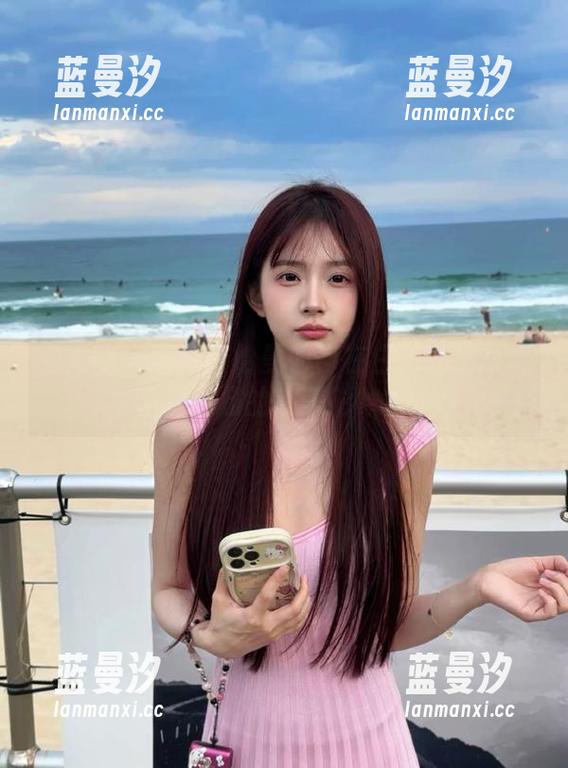 秀人网 - 看！陈怡曼如何在白色私房写真中重塑优雅的完美形象？.txt