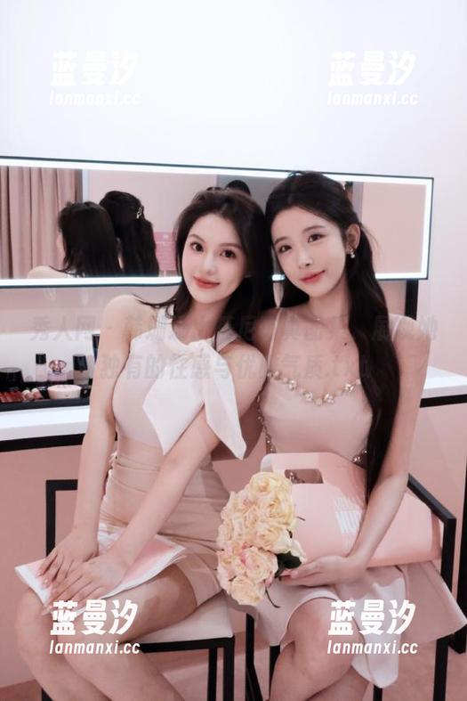 秀人网 - 韩珊珊比基尼写真图集，展现她独有的性感与优雅气质.txt