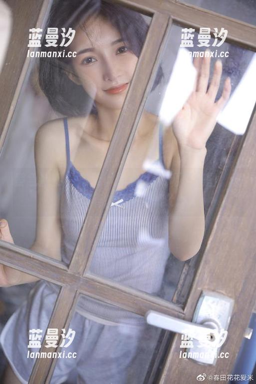紧急企划 - 探索小恩黑丝JK私房美图，感受青春的无限可能.txt