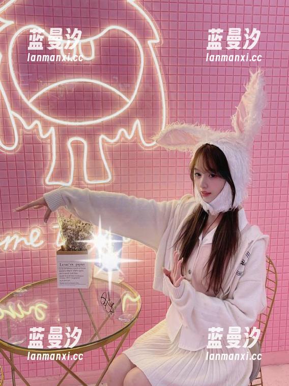 紧急企划 - 全新小恩网球经典图册来袭，展现她追逐梦想的动人时刻.txt