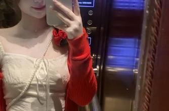 紧急企划 – 最新分享：见希w的民国制服与白丝写真，探索旧时光的梦幻美丽.txt