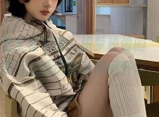 我只想看全套写真，织梦映像的‘打上火花’能否让我的图片瞬间升华？.txt