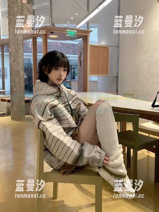 我只想看全套写真，织梦映像的‘打上火花’能否让我的图片瞬间升华？.txt