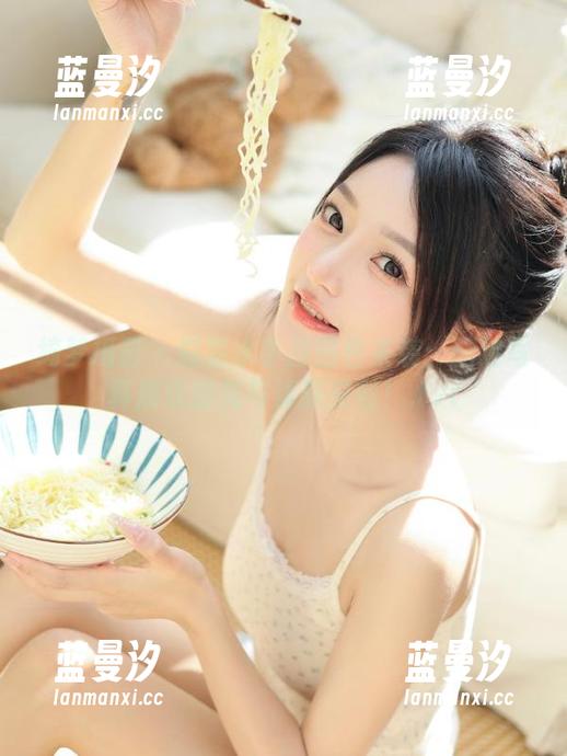 绮梦摄影 - 露露水手服图包来袭：精选写真展现甜美与清新交融！.txt