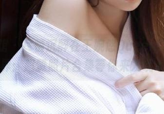 网红馆 – 尽情沉醉在王婉悠Queen的黑丝世界：超赞照片合集等你来发现.txt