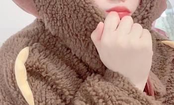 私拍写真中的风采，羊大真人姐姐教你如何自信展现.txt