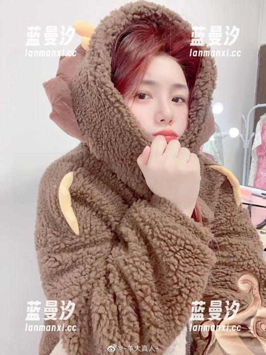 私拍写真中的风采，羊大真人姐姐教你如何自信展现.txt