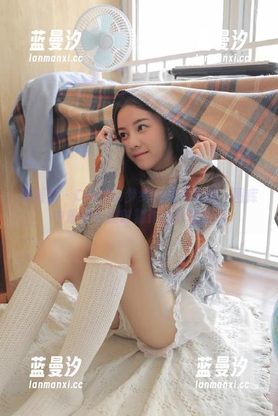 美媛馆 - Carina梦绮的海边写真：图库中最动人的时刻作品分享.txt