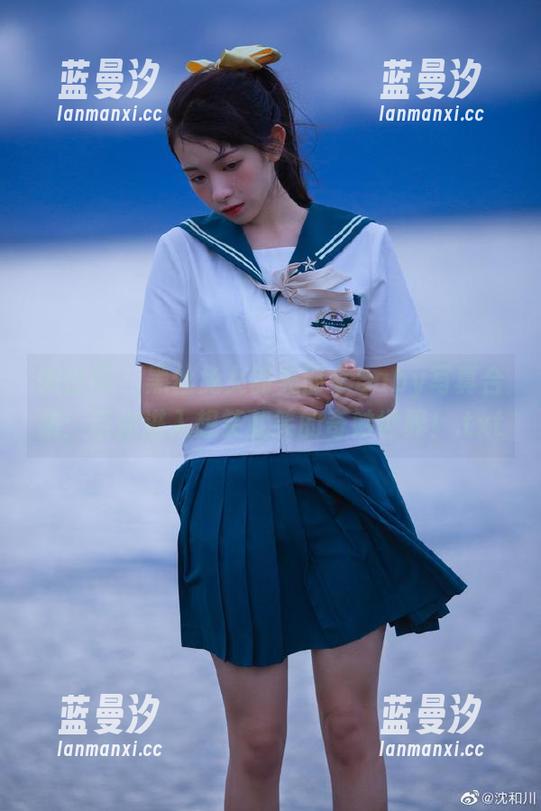 微密圈 - 黑丝兔女郎美邵女Baby写真合集：带你进入想笑就笑的奇妙世界！.txt