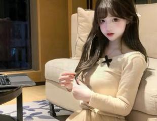 微密圈 – 聂傲娇与校服的甜美碰撞：原图合集带你回到青春校园.txt
