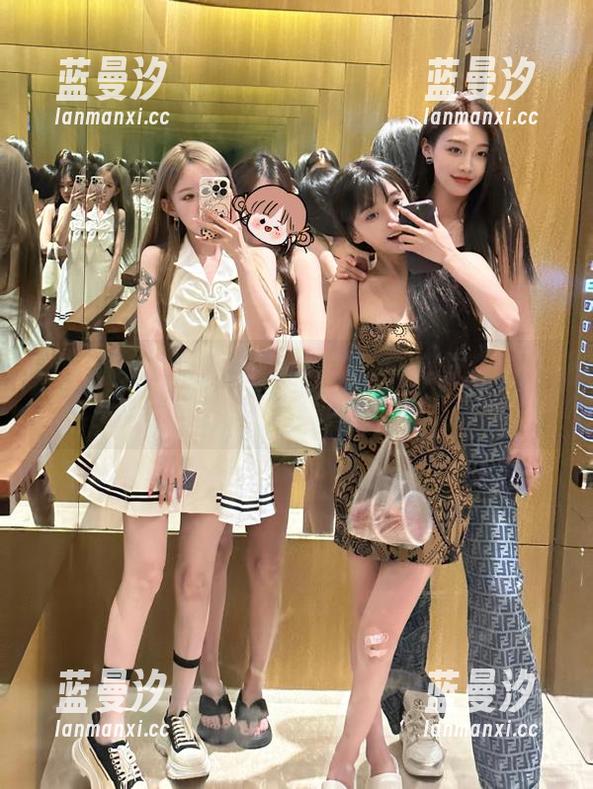 花漾show - 唯美高清小海臀校园写真图集：展现青春秀丽与无尽可能的艺术.txt