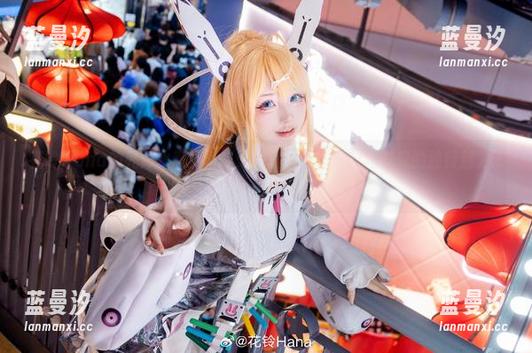 花铃Hana的死库水高清写真：展现少女心与时尚气息的独特魅力.txt