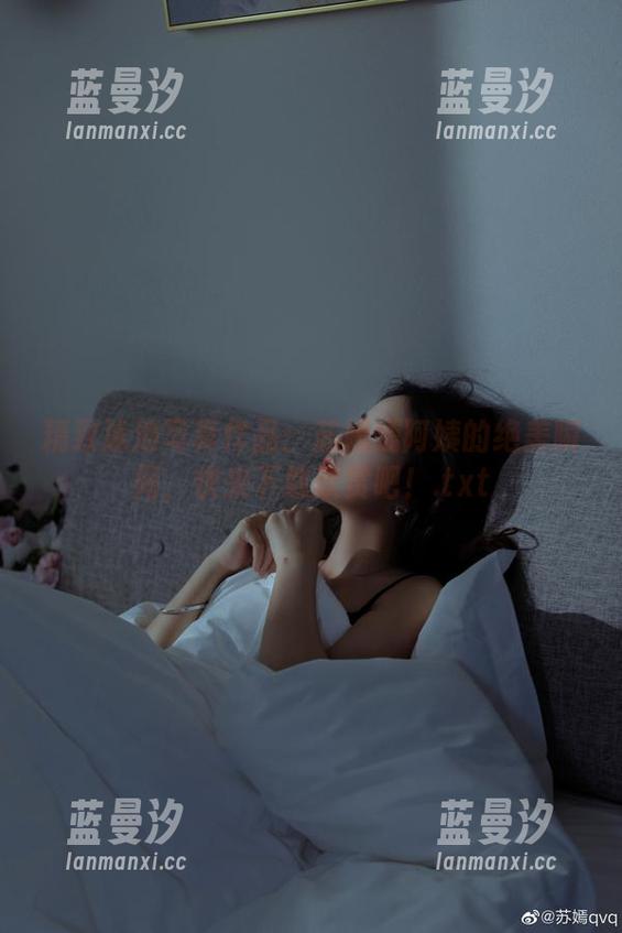 精致泳池写真作品：苏嫣嫣阿姨的绝美瞬间，快来下载欣赏吧！.txt