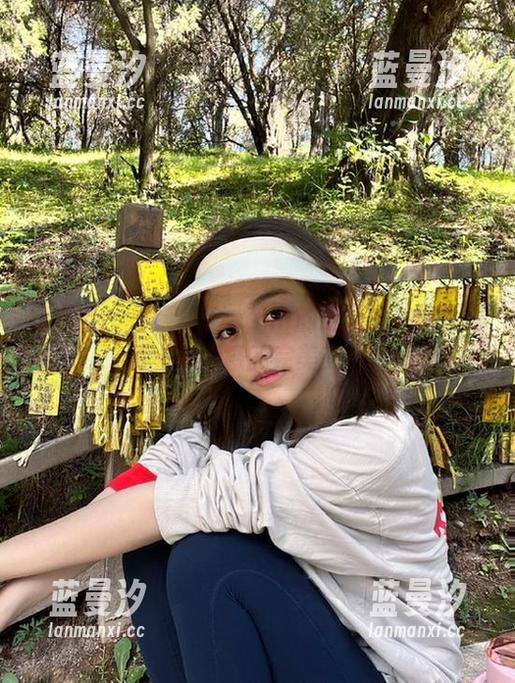 蜜桃社 - 缇娜美Tinami的无圣光豹纹图集：视觉与情感的完美交融.txt