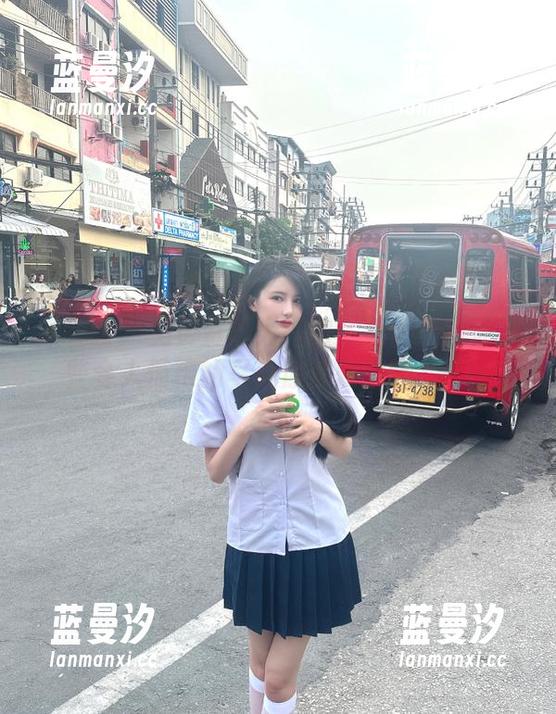 袜啵啵 - 免费资源大揭密：芝士运动里那些令人惊艳的写真你都知道吗？.txt