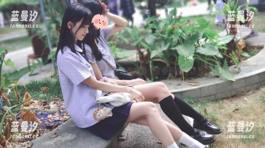 袜涩 - 在暖暖的七彩厨房中：精选作品集，享受厨房生活的温馨时光.txt