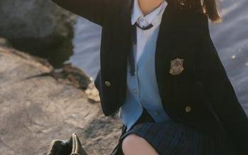 觅芙少女 – 灵儿的肉丝图集新鲜出炉，让这份精彩资源点燃你的视觉享受！.txt
