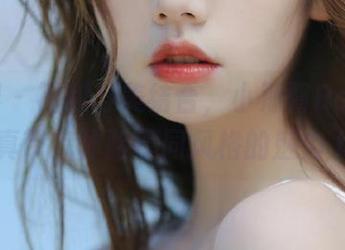语画界 – 福利与美结合，小海臀RenaJK写真带你体验不同风格的魅力.txt