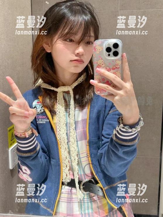微密圈 - 看！铁锤姐姐首组嘉宾带来的免费美图，让你心动不已.txt