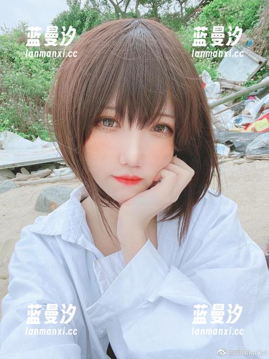 深入探索阿薰kaOri的黑兽精灵作品，原图与图包带来的视觉盛宴.txt