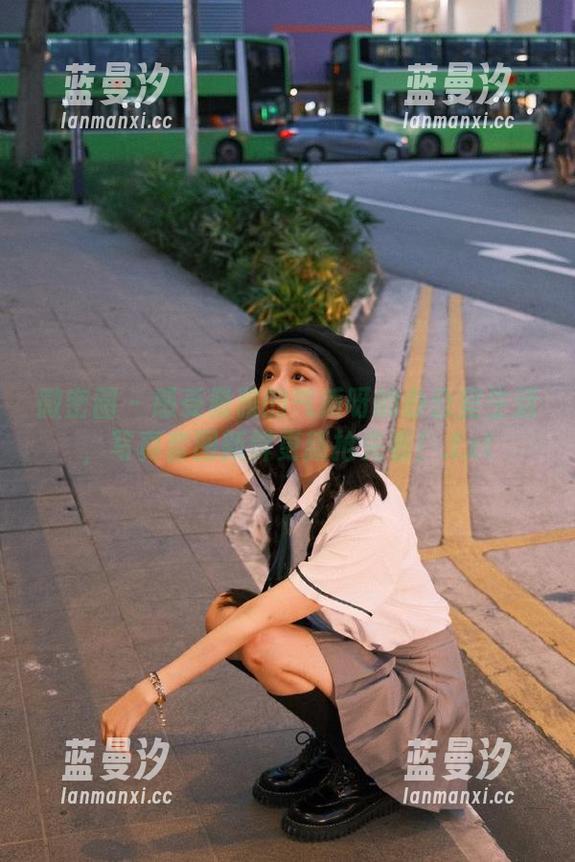 微密圈 - 感受雅雅的气质呀的办公室生活，写真套图新鲜更新抢先看！.txt