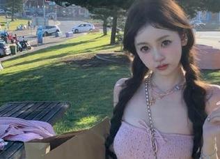 青豆客 – 不容错过的施忆佳女孩写真，网盘链接免费下载就在这里.txt