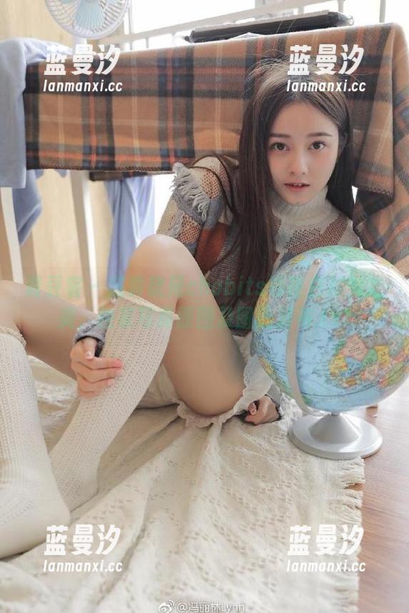 青豆客 - 随黄歆苑chobits领略白衬衫之美，独家写真原图及图册发布.txt