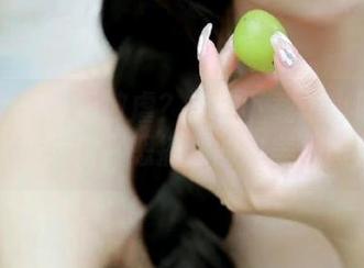 魅妍社 – 不想被虐？快来下载戴小唯的连衣裙合集网盘，恶搞你的审美极限！.txt