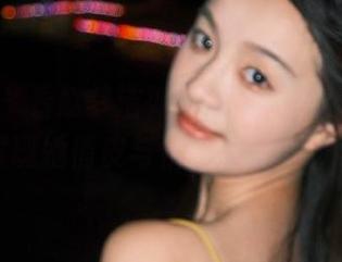 魅妍社 – 看赵梦洁如何用可爱写真图集，展现她俏皮与优雅的一面.txt