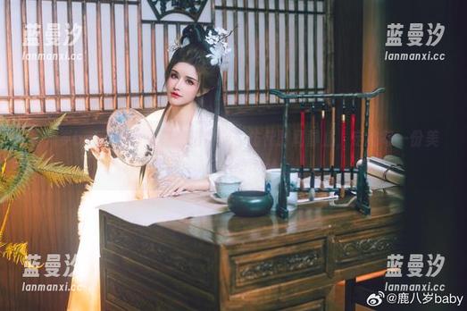 鹿八岁baby婚纱写真精选特辑：仿佛时间静止，定格每一份美好与感动.txt