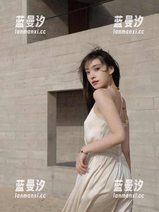 微密圈 - 追寻鹿瑶的足迹，2021年原图与套图带来美的不凡体验.txt
