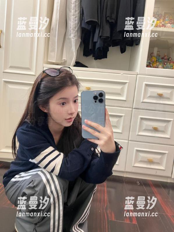 微密圈 - 甜心图库大公开：与黎允熙一起分享每一张写真背后的故事.txt