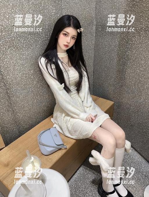 微密圈 - 在黎允熙baby的镜头下：嘉宾写真中的独特风景与照片.txt