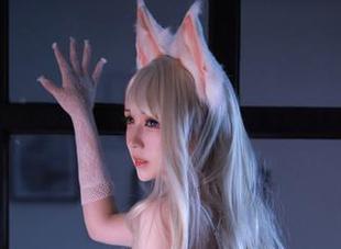 黑白御猫私拍女仆合集：宛如梦境般的唯美写真，带给你无限遐想.txt