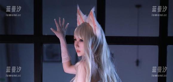 黑白御猫私拍女仆合集：宛如梦境般的唯美写真，带给你无限遐想.txt